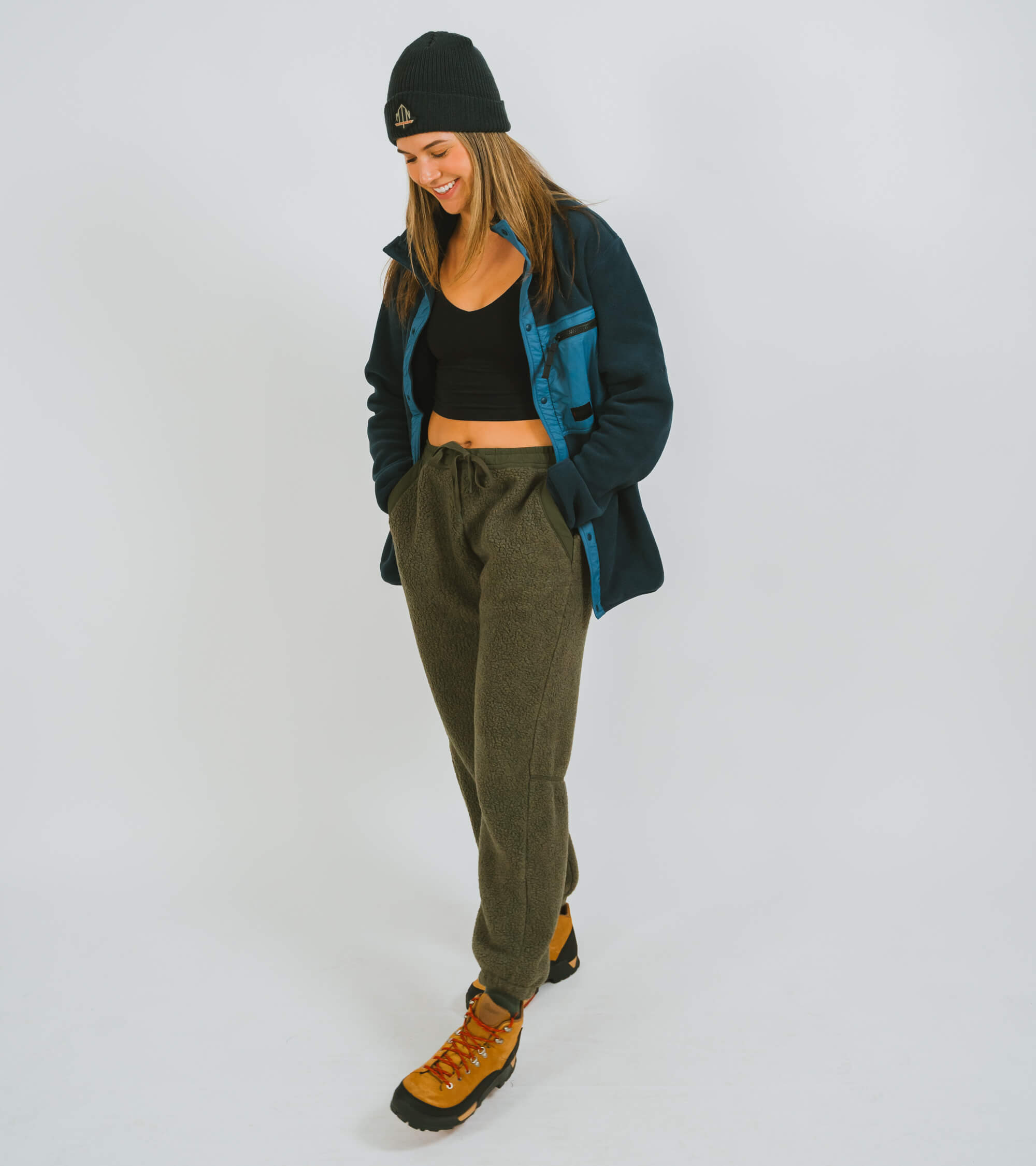 [navy]