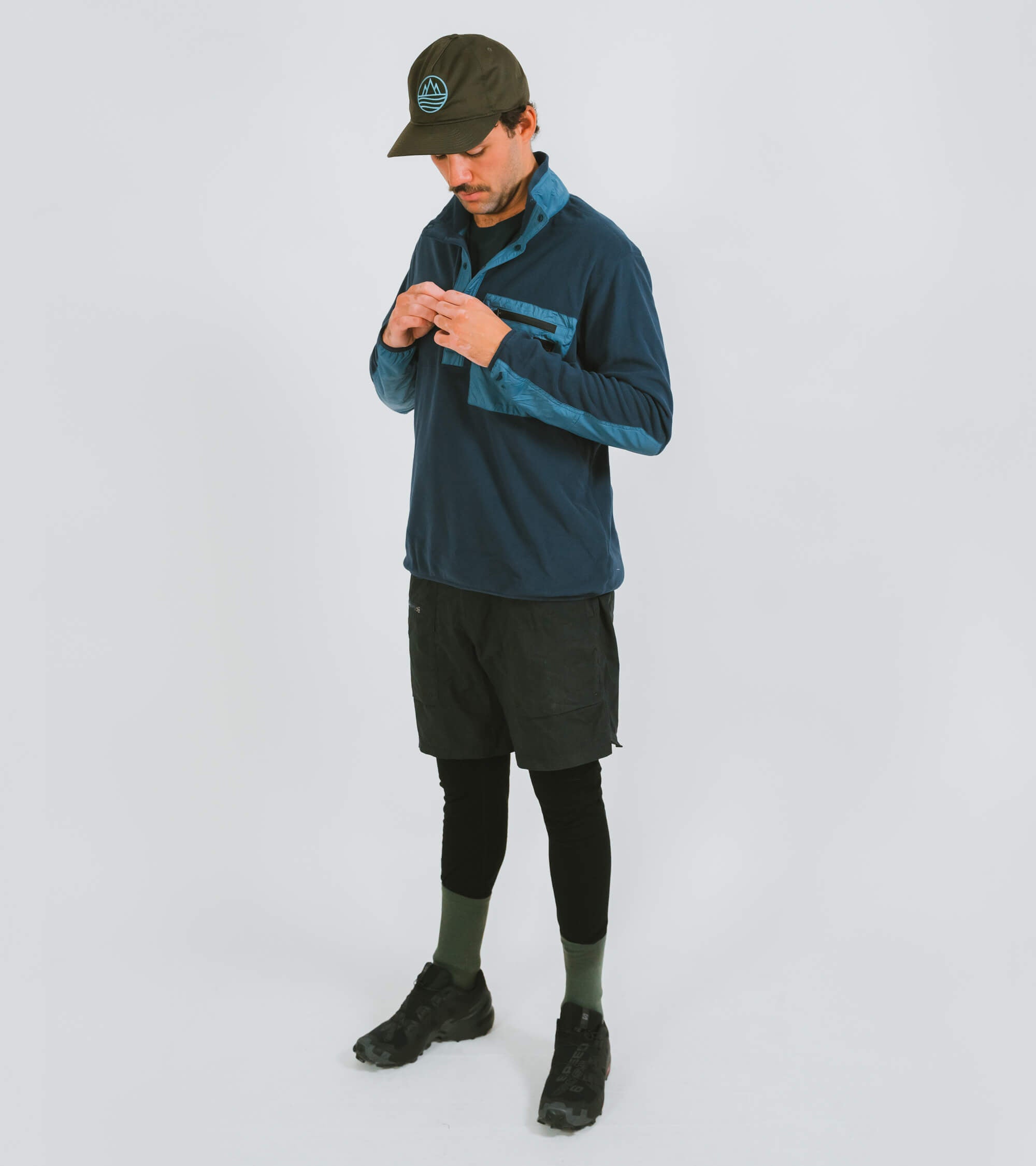 [navy]